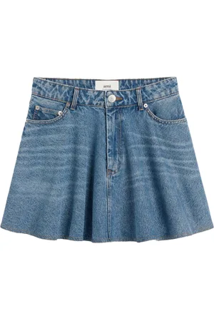 Ami Falda corta con diseño acampanado