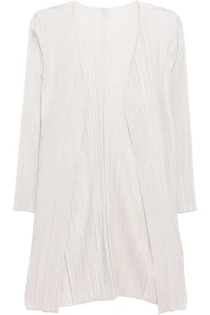 PLEATS PLEASE ISSEY MIYAKE Chamarra larga con diseño plisado