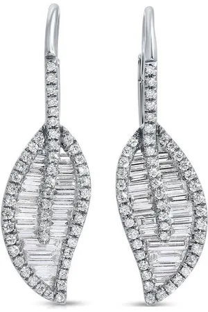 Anita Aretes largos en oro blanco de 18kt con diamantes