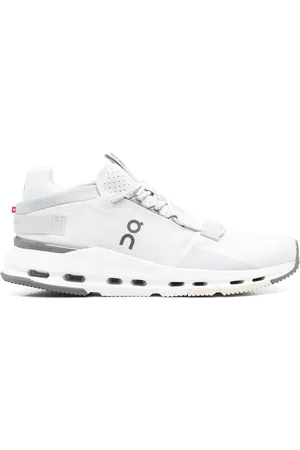 On Running Tenis Cloudnova 2