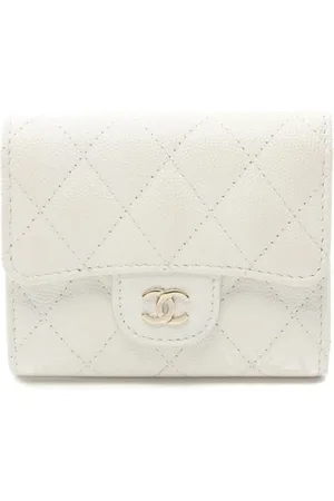 CHANEL Cartera con capitonado de rombos y logo CC 2021