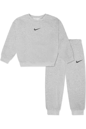 Nike Traje deportivo con bordado Swoosh