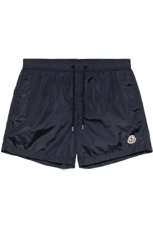 Moncler Shorts de playa con parche del logo