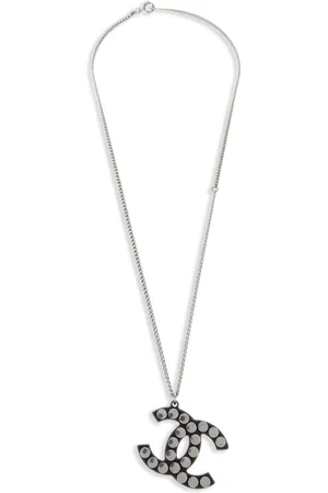 CHANEL Collar de cadena con dije CC 2005