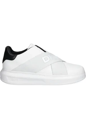 DKNY Tenis Jaye