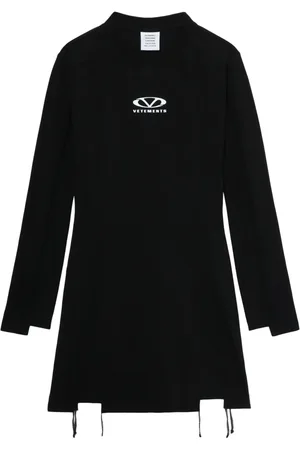 Vetements Vestido corto con logo estampado