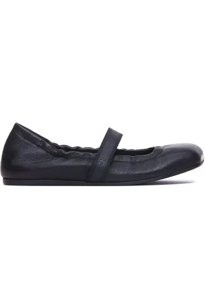 vic matiè Flats con puntera redonda