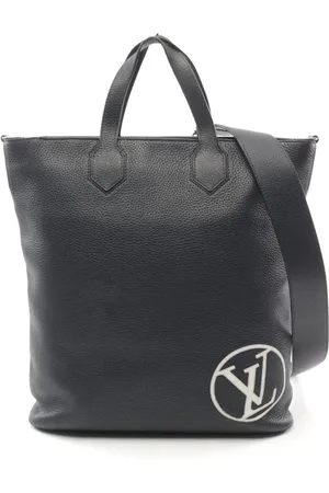 LOUIS VUITTON Bolsa de mano East Side 2017