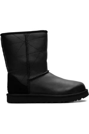 UGG Botas Classic Short Pearlized Black