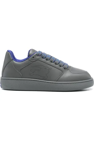 Burberry Tenis de Stock