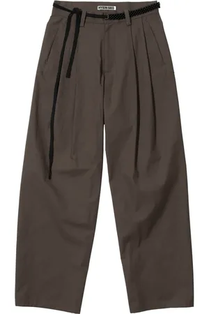 Hyein Seo Pantalones