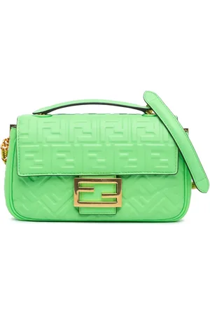 Fendi Bolsa de hombro Zucca Embossed Leather Chain Midi baguette 2010-2024