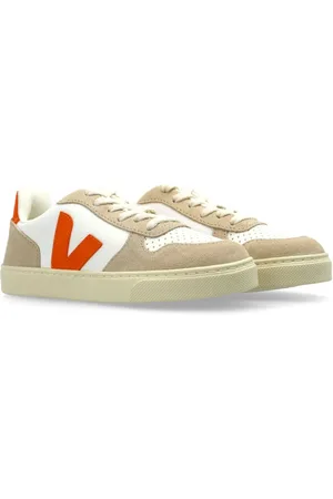 Veja Tenis con parche del logo