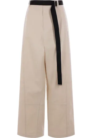 Plan C Pantalones con cinturón