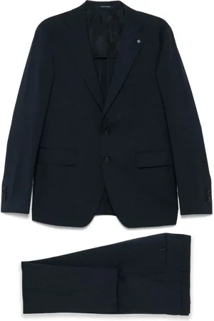 TAGLIATORE Traje con detalle de broche