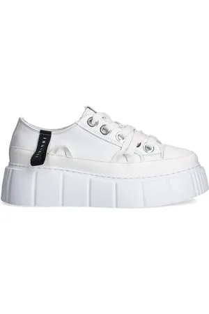 INUIKII Tenis bajos Matilda