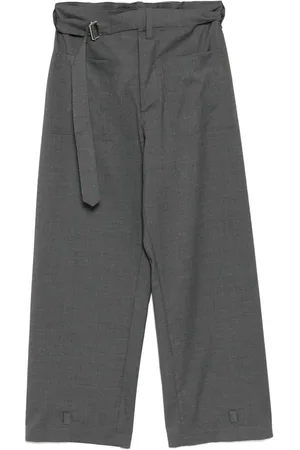 Nº21 Pantalones rectos con cinturón