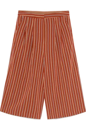 ..,MERCI Pantalones capri con bolsillos