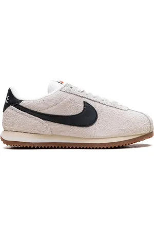 Nike Tenis Cortez Vintage "Summit White/Muslin/Gum Medium Brown/Black"