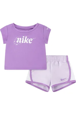 Nike Set de shorts y playera con volantes