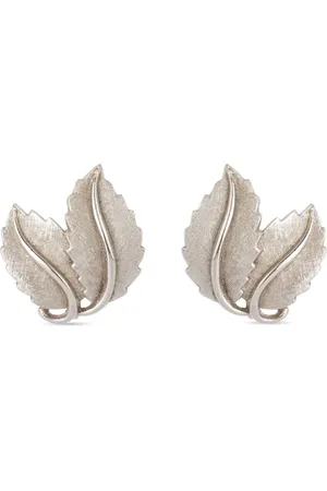 Susan Caplan Aretes de clip Trifari con motivo de hoja 1960