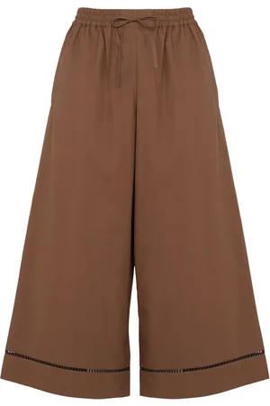 YVES SALOMON Pantalones capri con bolsillos