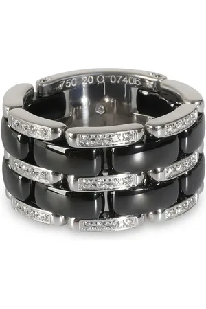 CHANEL Anillo en oro blanco de 18kt con diamantes