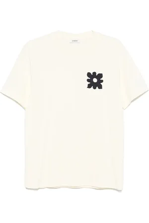 Sandro Playera con detalle floral