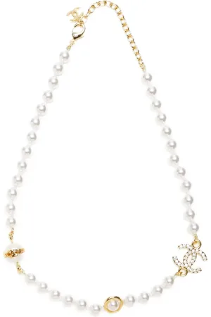 CHANEL Collar con perlas artificiales 2023