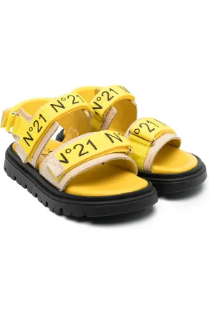 Nº21 Sandalias con cierre autoadherente y logo estampado