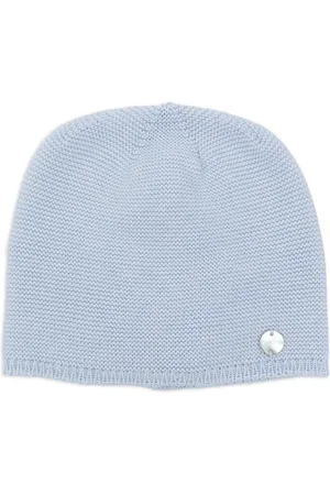 PAZ RODRIGUEZ Gorro con dije del logo