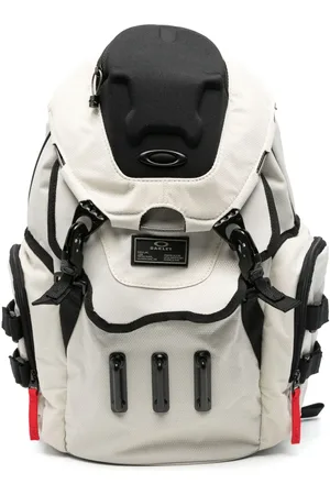 Oakley Mochila Bathroom Sink Rc
