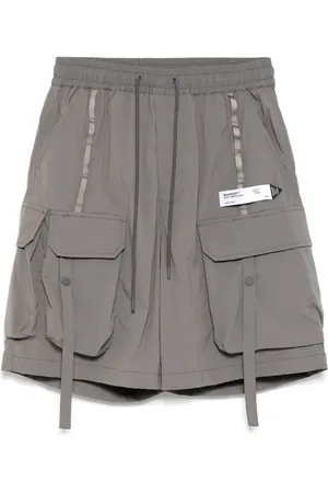 Musium Div. Shorts cargo con parche del logo