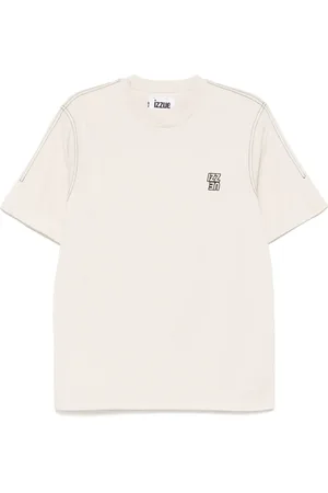 Izzue Playera con logo bordado