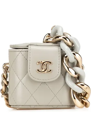 CHANEL Cosmetiquera Mini Lambskin Elegant Chain Vanity Case 2021