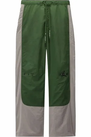 Nike Pants con logo estampado