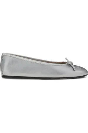 Salvatore Ferragamo Flats con logo bordado