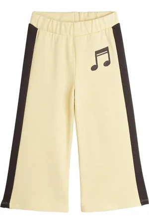 Mini Rodini Shorts con diseño recto
