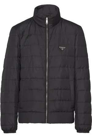 Prada Chamarra capitonada con logo