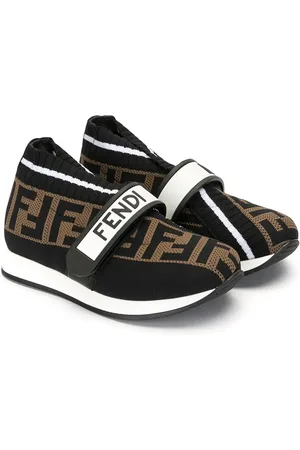 Fendi Tenis Fendi Love