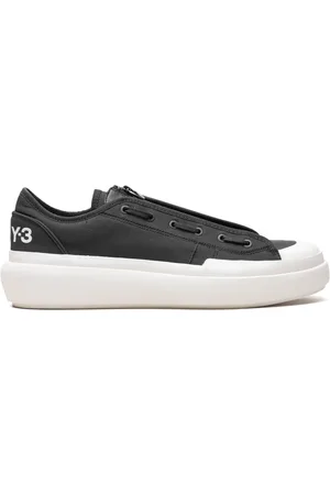 adidas Tenis bajos Ajatu Court