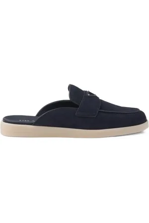 Prada Slippers slip-on de gamuza