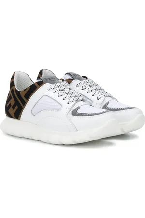 Fendi Tenis con agujetas y logo FF