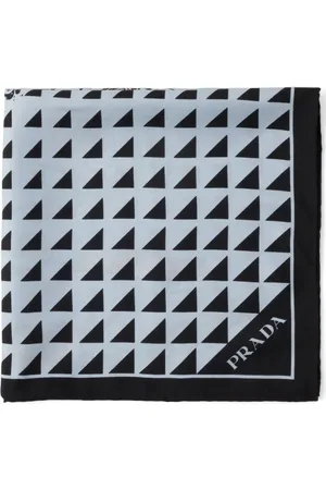 Prada Mascada de seda