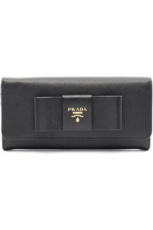 Prada Cartera con aplique de moño 2010