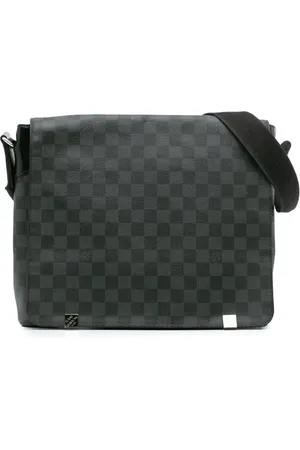 LOUIS VUITTON Bolsa crossbody Damier Graphite District MM 2017