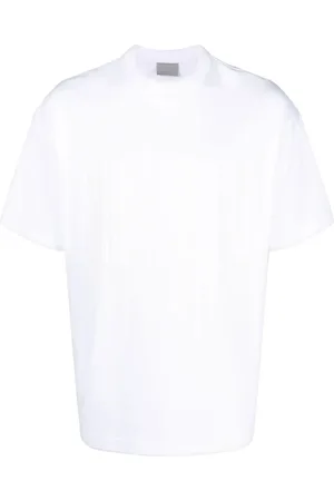 VTMNTS Playera con código de barras