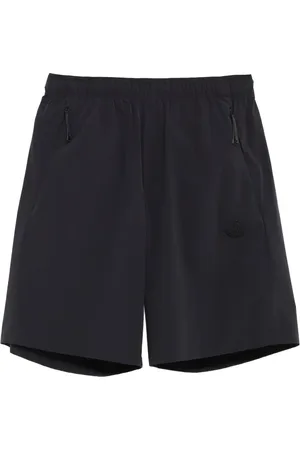 Moncler Shorts con aplique del logo