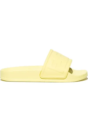 Fendi Flip fliops con logo en relieve
