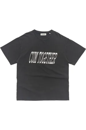CARNE BOLLENTE Playera Cum Together